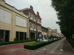 -王府井奥莱临潼小镇(临潼店)