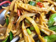 干煸武当山笋干-莲餐厅·湖北菜·藕汤老手艺(愚园路店)