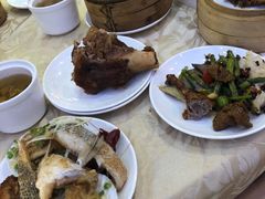 -碧中海汤泉汗蒸酒店