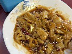 -雪湖煜辰鱼头老店(雪野湖店)