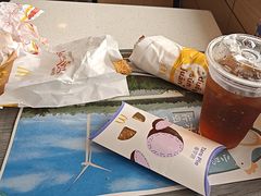 -麦当劳(滨河路DT店)