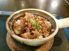 瓦煲鸡饭-马来西亚美食街