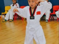 -悦动体能篮球羽毛球网球(三里河店)