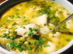 老坛酸菜鱼-胡桃里音乐酒馆(曲江店)