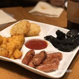 特别是这家的榴莲披萨 榴莲果肉满满的