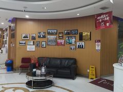 -雅悦齿科(顾村公园店)