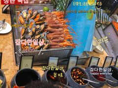 -大中华希尔顿酒店-念自助餐·嗨啤·小龙虾