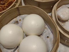 -香港百合居(LCM置汇旭辉广场店)