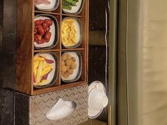 -里宴川菜酒楼(昊祥邻里聚金泉广场店)