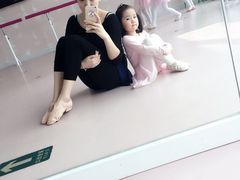 -Isee灰姑娘国际儿童艺术中心(BHGMall店)