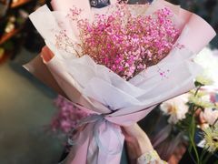 -何兮花店·气球派对鲜花店(马桥银春路万科城店)
