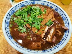 卤煮火烧-门框胡同百年卤煮(新街口店)