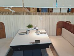 -赶海部落海鲜城(海阳路店)