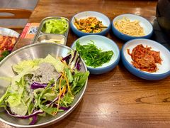 -明洞阿姨·韩式酱蟹烤肉·创意料理(方庄店)