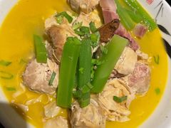 -吴越荣记苏州菜·松鼠桂鱼 100% 活鱼现做(月光码头店)