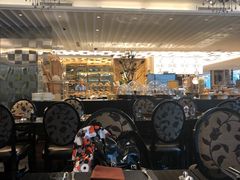 -圣丰索菲特·2 On 988 Café 自助餐厅