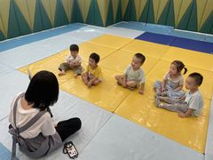 -亲亲袋鼠托育早教·思维专注力·棕熊英语(鼓楼恒力城店)