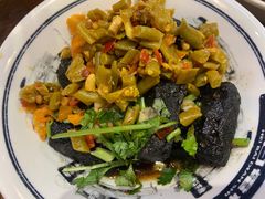 -黑白电视长沙小吃(悦汇城店)