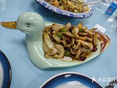 -崴海渔村(虹梅路店)