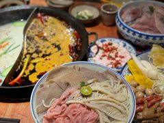 -周小明火锅(黑金冠社区店)