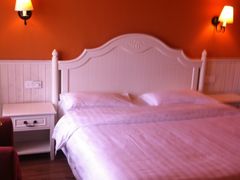 床-娜娜度假小旅馆