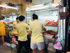 -Bánh Mì Huynh Hoa