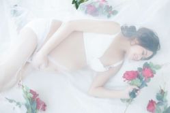 点击看大图 -十孕纪高端孕妇亲子摄影