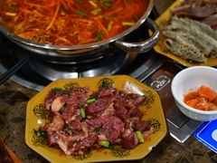 -黄利砖万峰林布依特色酸笋牛肉馆