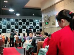 大堂-昱龙大盆牛蛙馆(三兴街总店)