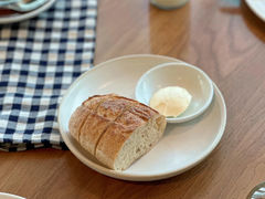 -ROAST coffee & eatery