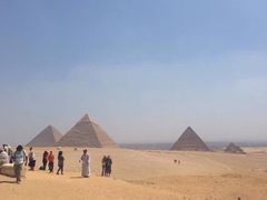 -吉萨金字塔群