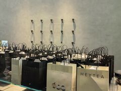 -喜茶(深圳万象城黑金店)