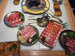 -韩宫宴烤肉·黑毛和牛·料理(大宁国际店)