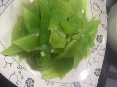 炒青笋-口口香小吃店