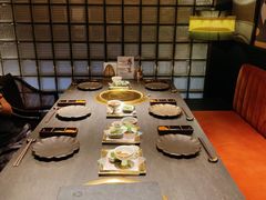 -铭牛烧肉·和牛海鲜自助(高新月牙湖店)
