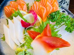 生鱼拼盘-松子料理(白家庄店)