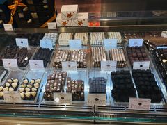 面包甜点陈列柜-VENCHI 闻绮(北京国贸商城店)