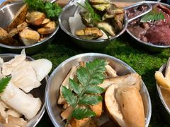 -一朵菌·野生菌探索家火锅(南亚店)