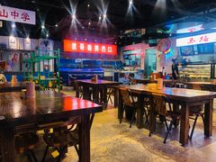 大堂-马路牙子地桌烤肉(工体店)