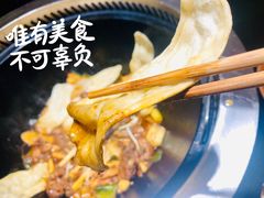 脆脆的贴饼-锅来乐地锅鸡(安亭店)