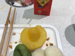 蜜汁黄桃-龍歌自助小火锅(市南金茂湾店)