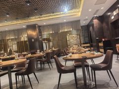 -乐忻皇朝(上海中心大厦店)