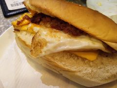 招牌咸牛肉芝士猪仔包-华嫂冰室(尖沙咀店)