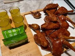 玻璃靓乳鸽-汤城小厨•粤菜•靓汤(西直门凯德MALL店)