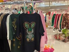 -广州白马服装市场