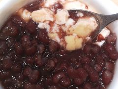 红豆双皮奶-味莊茶餐厅·自家點心(万象城店)