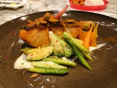 -宴悦海鲜餐厅·游水海鲜·牛排(亚龙湾瑞吉店)