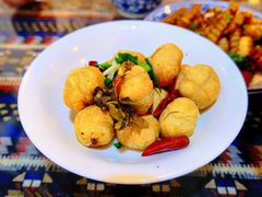 -蜗牛小馆醉乡民谣云南菜(惠新西里店)