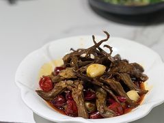 -张大胡子鱼头火锅酒楼(长益路店)