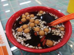 -红鼻子桂林米粉(金唐新光界店)